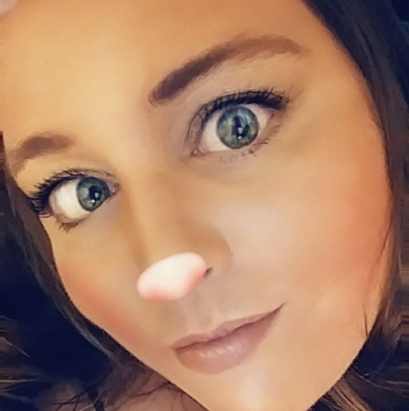 Meet your Posher, Kellyerin - Picture 3 of 3